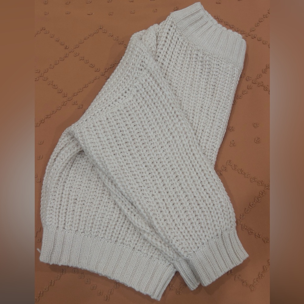 Aakaa Soft Beige Knit Top